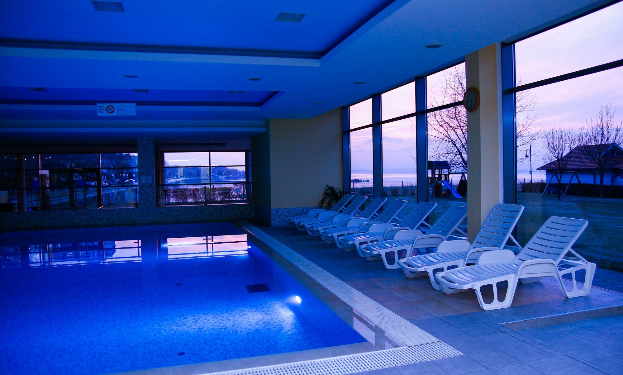 Club 218 Wellness Petra Apartman Siofok Dış mekan fotoğraf